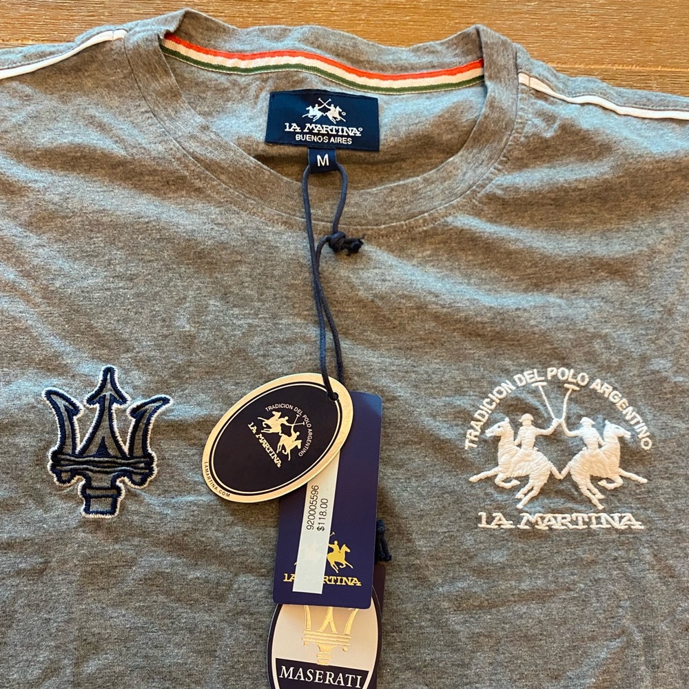Unisex Tshirt BNWT Maserati Polo